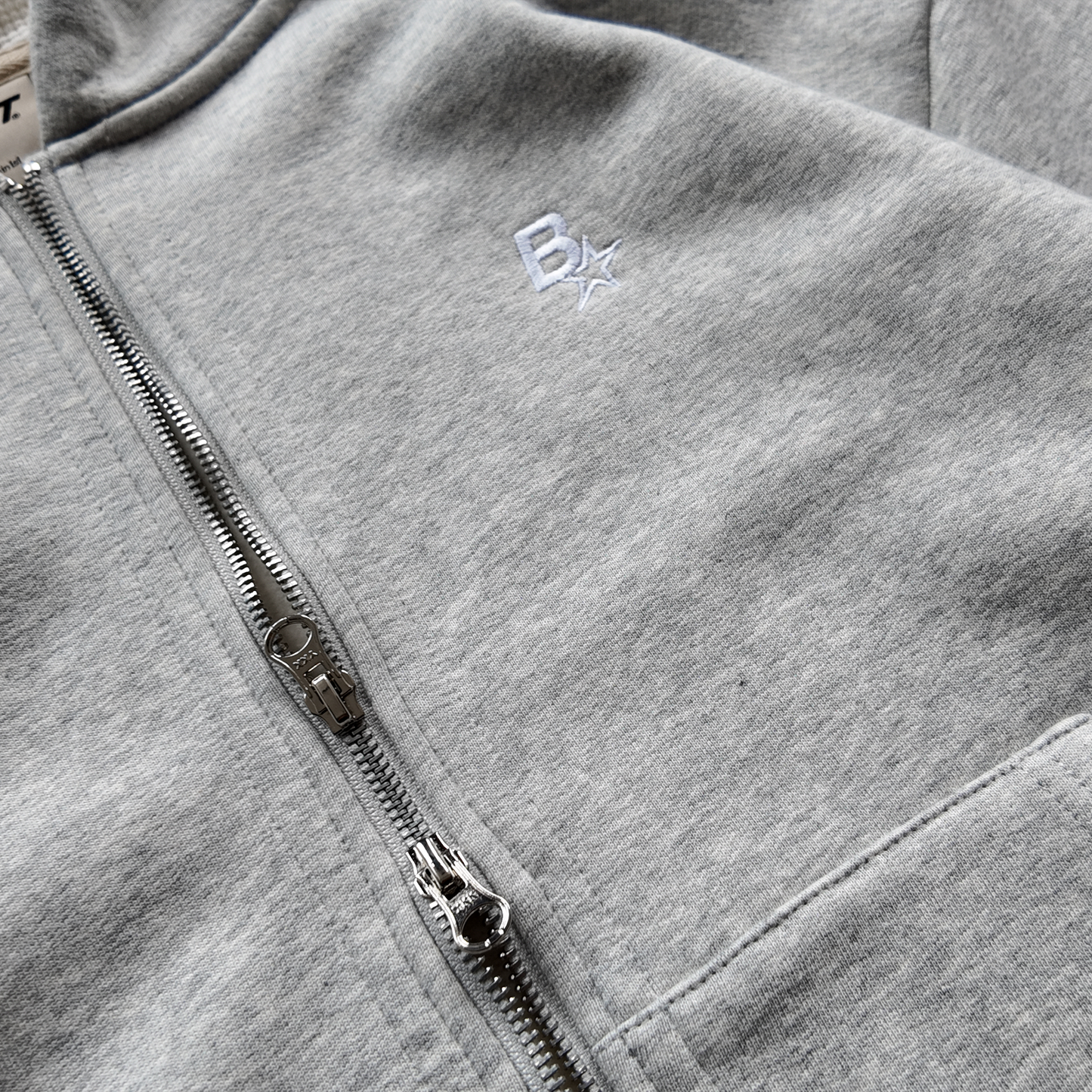 B* DOUBLE-ZIP HOOD - GREY