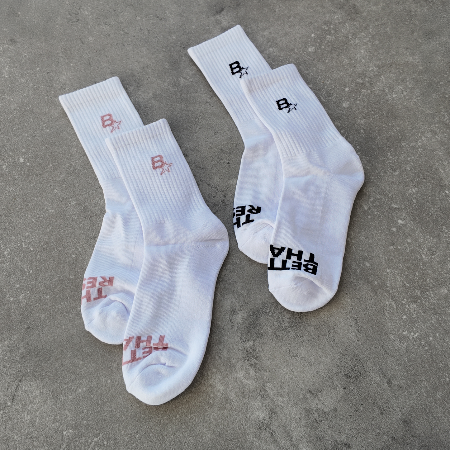 SOCKS - 2 PACK