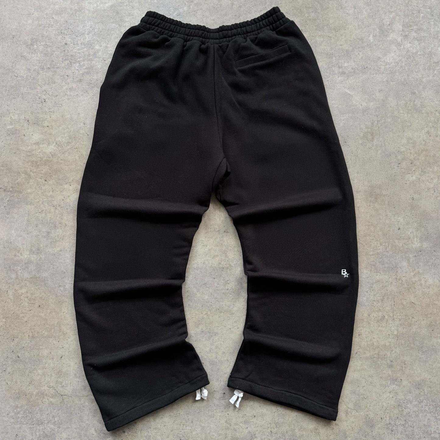 B* STRAIGHT LEG SWEATPANTS - BLACK