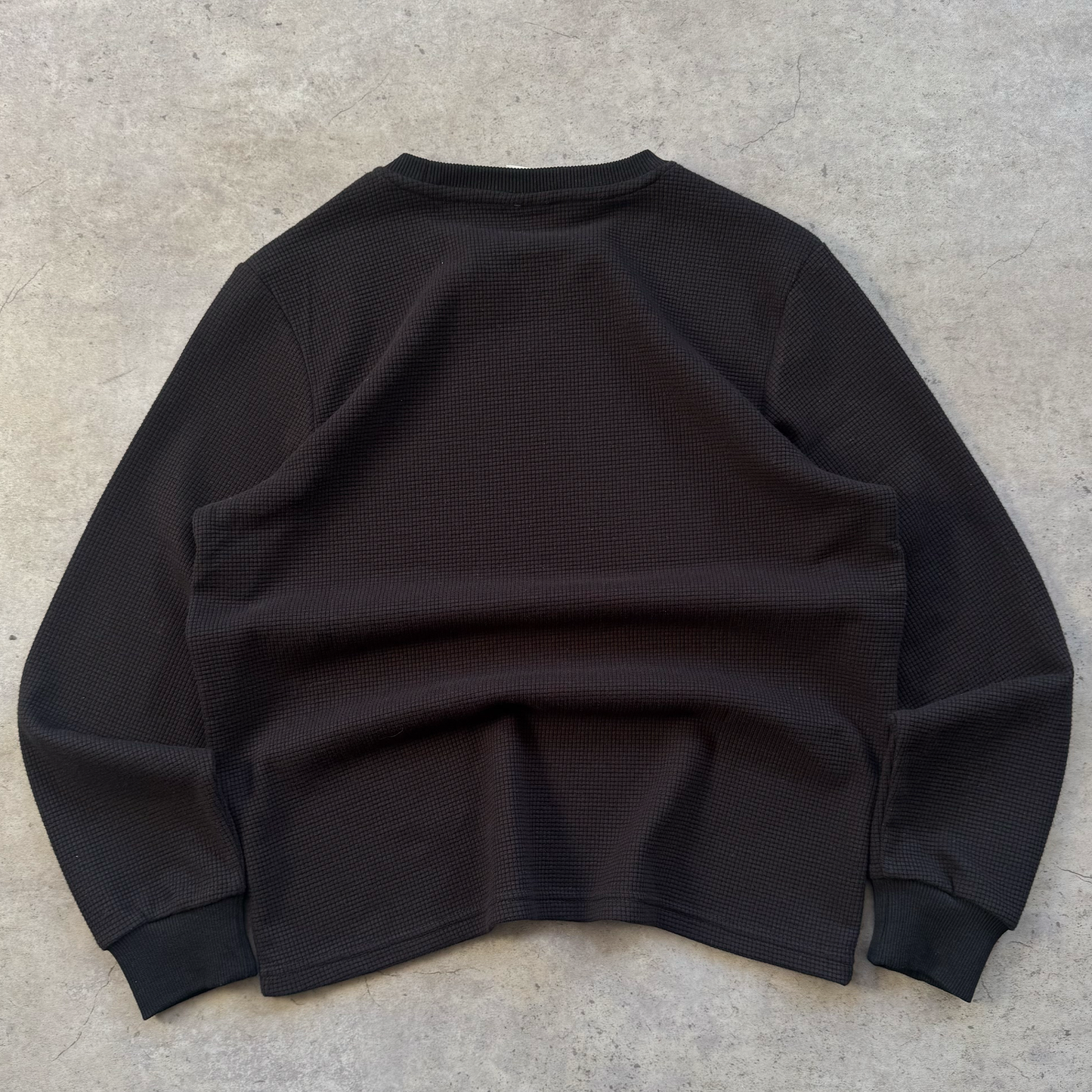 B* LONGSLEEVE WAFFLE TEE - BLACK