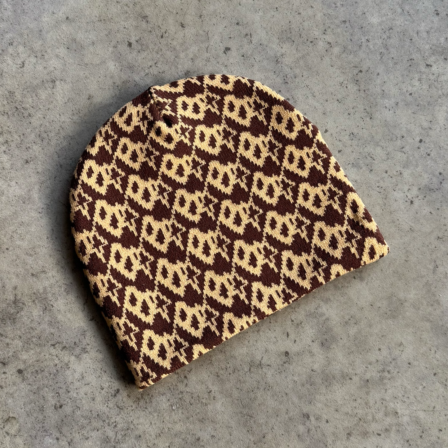 *NEW* B* MONOGRAM BEANIE
