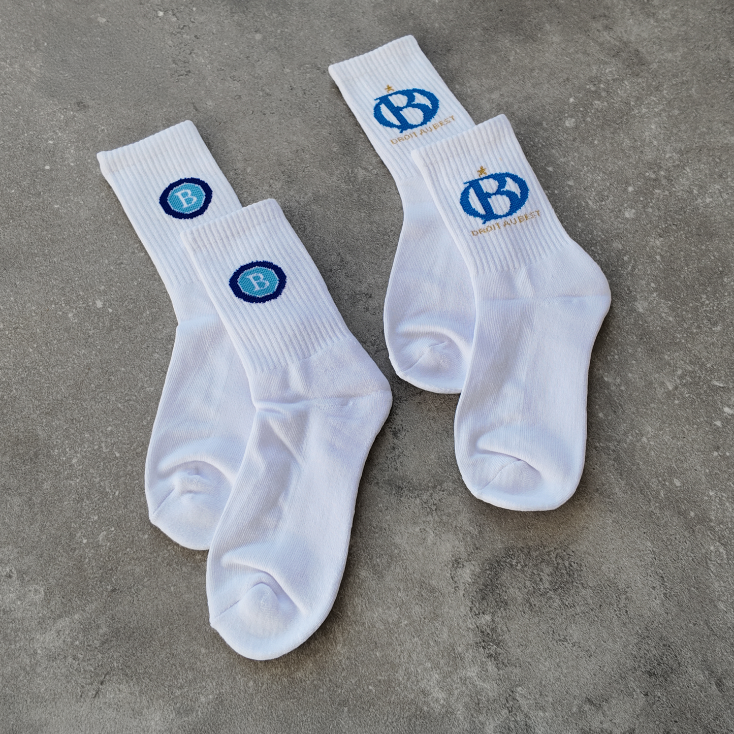 SOCKS - 2 PACK