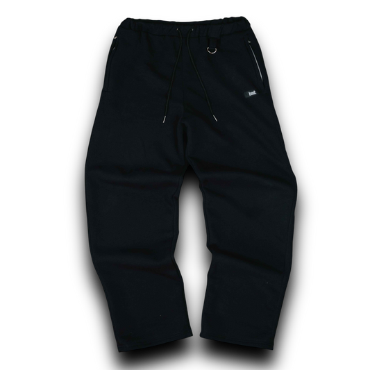 STRAIGHT LEG SWEATPANTS - BLACK