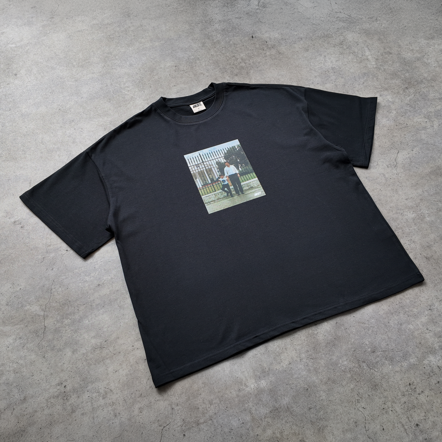 *NEW* WHITE HOUSE TEE