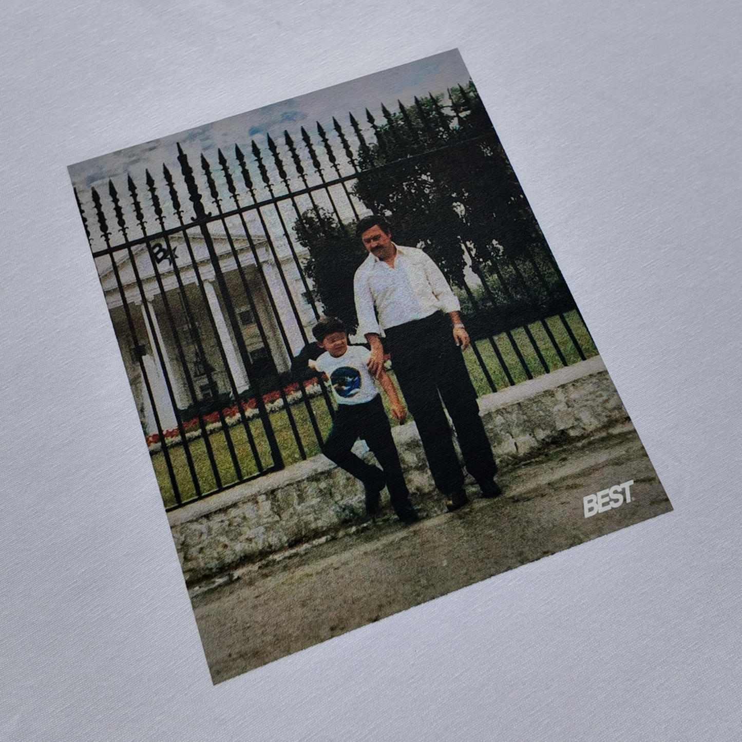 *NEW* WHITE HOUSE TEE