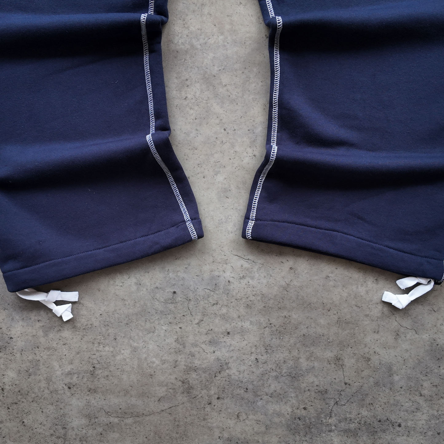 *NEW* WY STRAIGHT LEG SWEATPANTS - NAVY