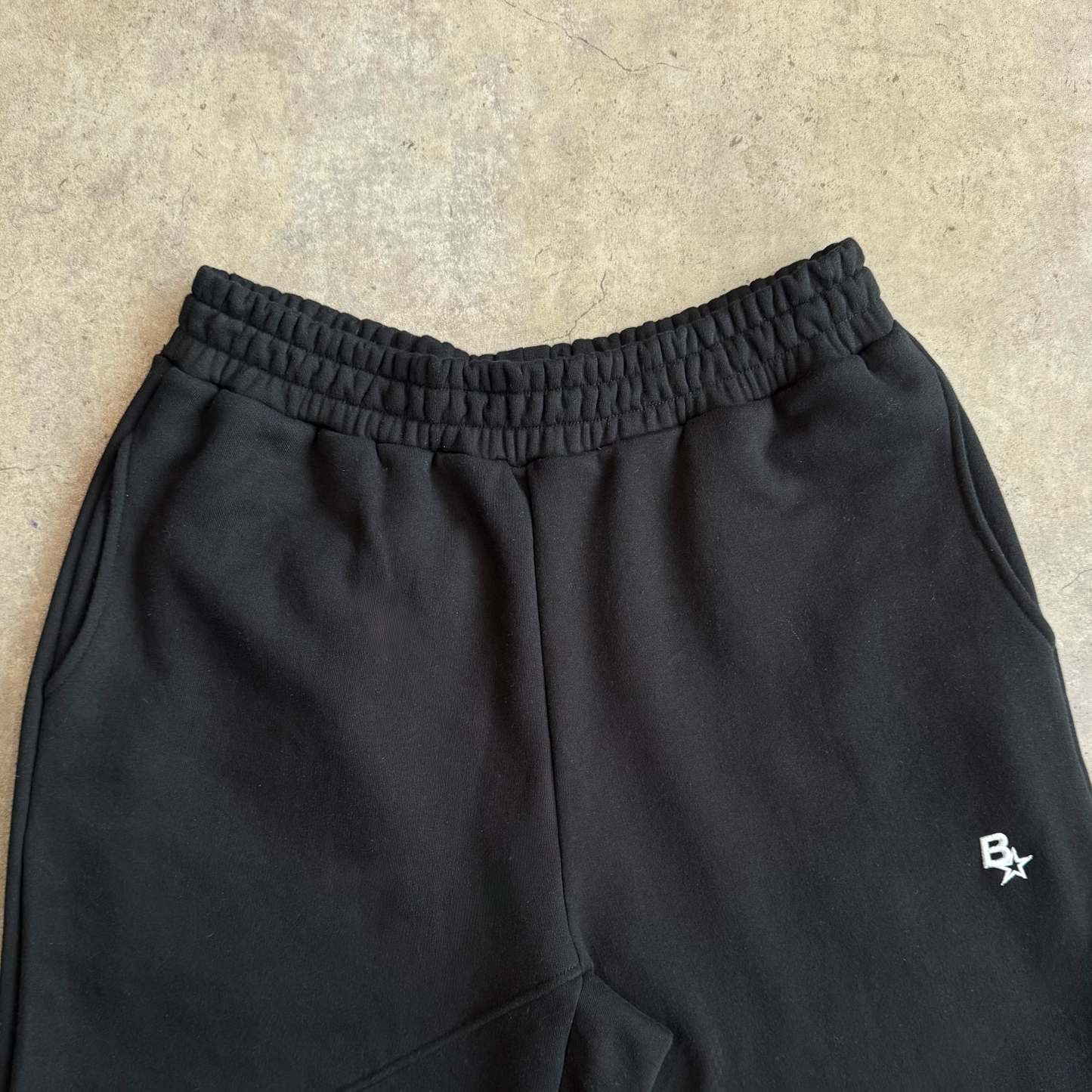 *NEW* 3D B* STRAIGHT LEG SWEATPANTS - BLACK