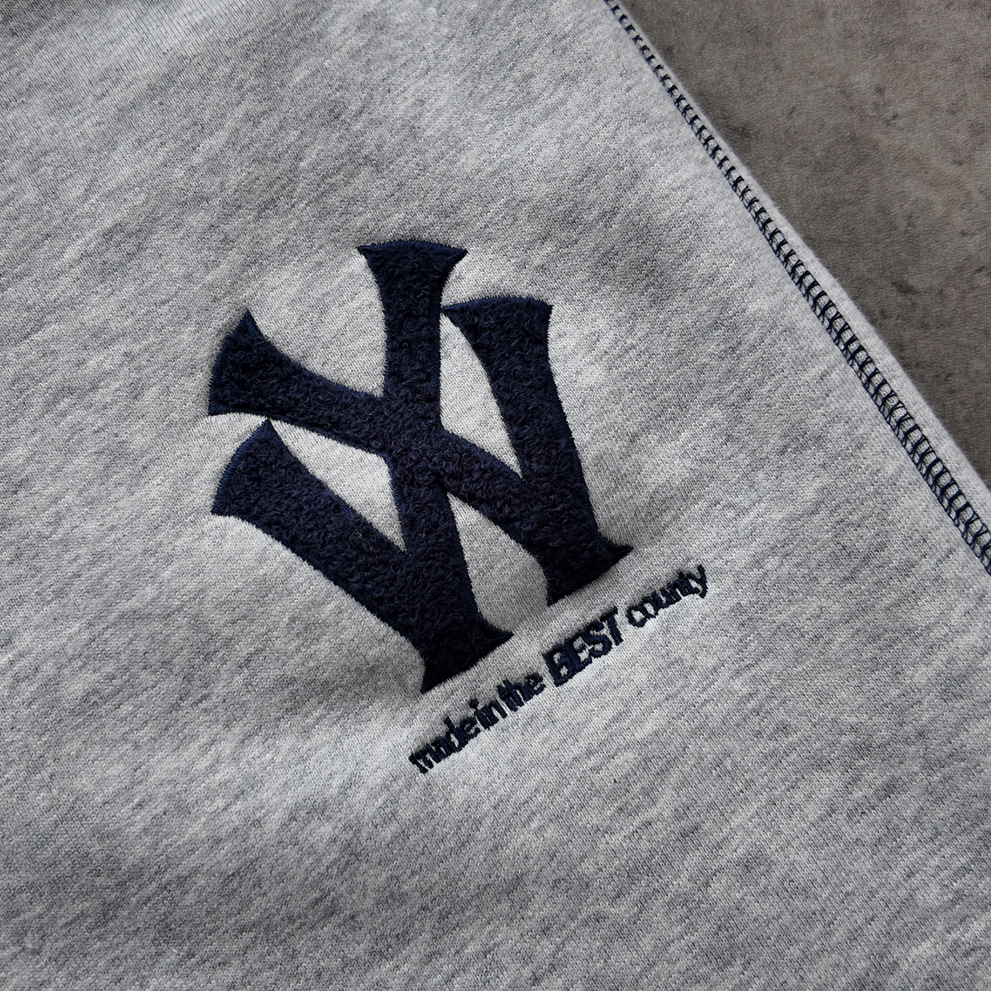 *NEW* WY STRAIGHT LEG SWEATPANTS - GREY